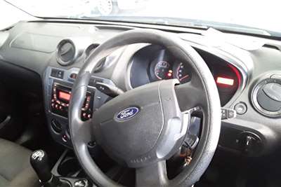  2015 Ford Figo 