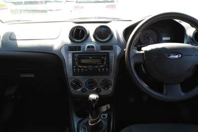  2014 Ford Figo Figo 1.4 Trend