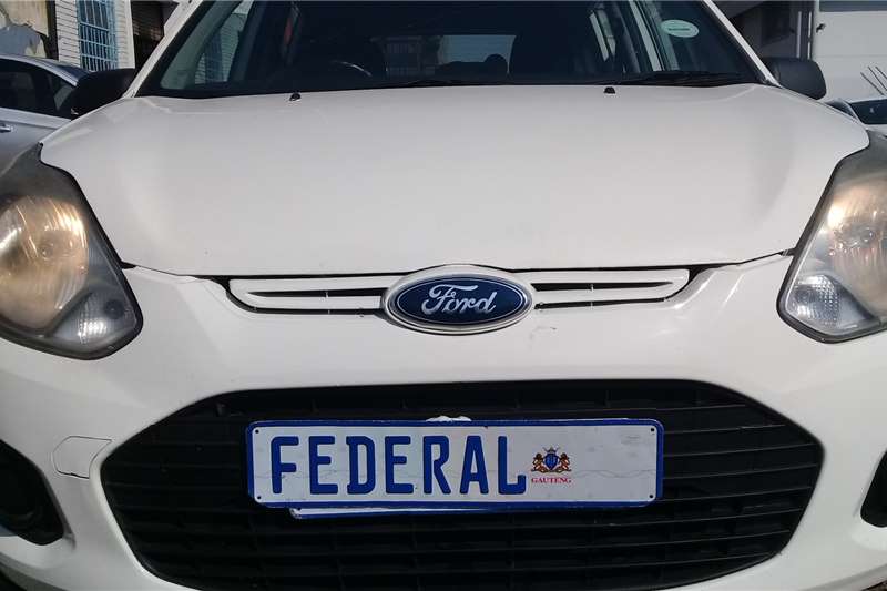 Ford Figo 1.4TDCi Ambiente 2014