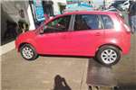  2013 Ford Figo Figo hatch 1.5 Ambiente