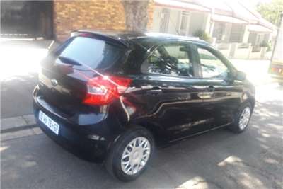  2015 Ford Figo Figo hatch 1.5 Ambiente