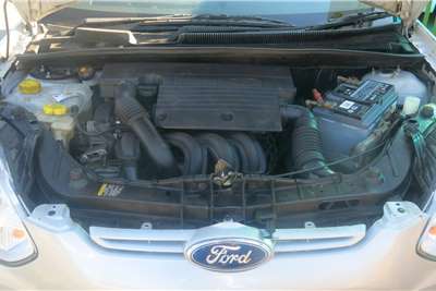  2015 Ford Figo Figo hatch 1.5 Ambiente