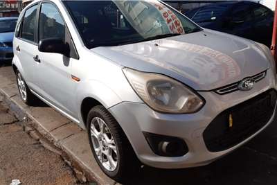  2013 Ford Figo hatch FIGO 1.5Ti VCT AMBIENTE (5DR)