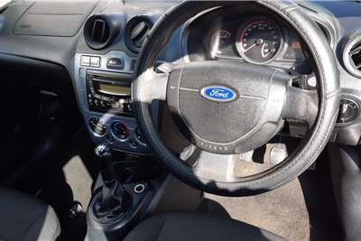  2013 Ford Figo hatch FIGO 1.5Ti VCT AMBIENTE (5DR)