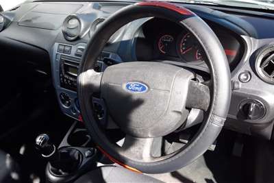  2015 Ford Figo hatch FIGO 1.5Ti VCT AMBIENTE (5DR)