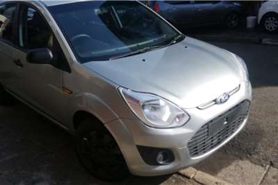  2015 Ford Figo hatch FIGO 1.5Ti VCT TREND (5DR)