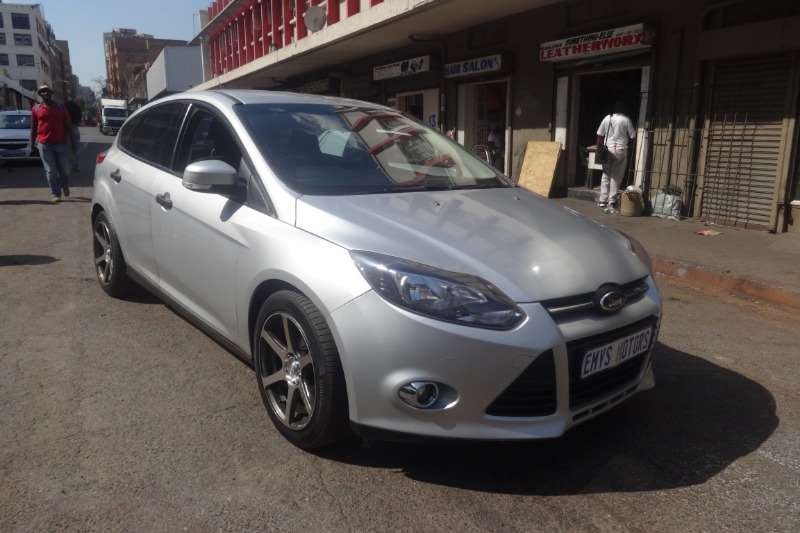 Ford Focus 1.6 5-door Ambiente 2012