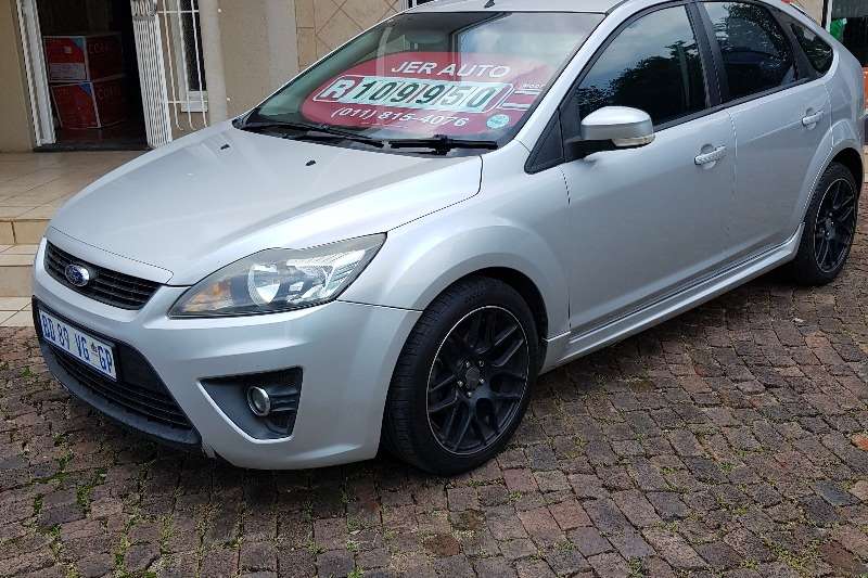 Ford Focus 1.8 5-door Si 2011