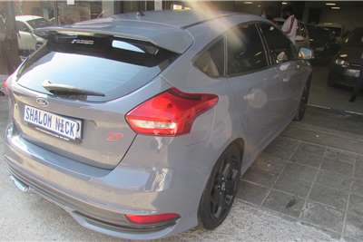  2016 Ford Focus Focus 2.0 4-door Si