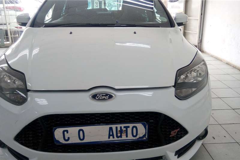Ford Focus 2.0ST 2014