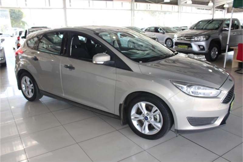 Ford Focus hatch 1.0T Ambiente 2016