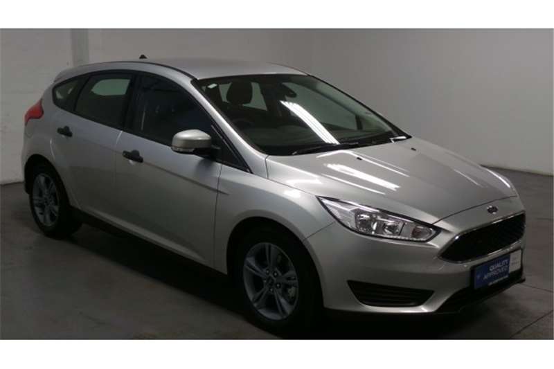 Ford Focus hatch 1.0T Ambiente 2017