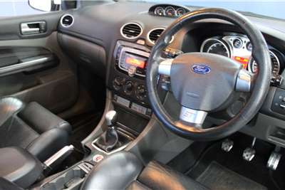  2011 Ford Focus hatch 3-door 