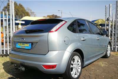  2010 Ford Focus hatch 5-door 