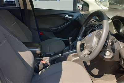  2014 Ford Focus hatch 5-door 