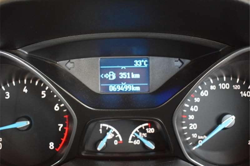 Used 2015 Ford Focus sedan 1.0T Ambiente