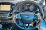  2017 Ford Focus Focus sedan 1.0T Ambiente auto