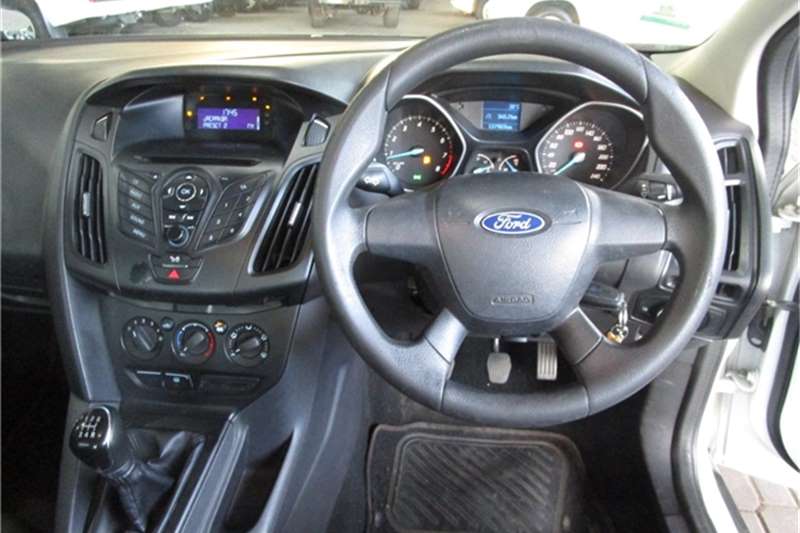  2012 Ford Focus Focus sedan 1.6 Ambiente