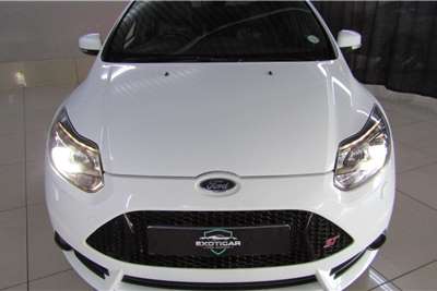  2015 Ford Focus Focus ST 3