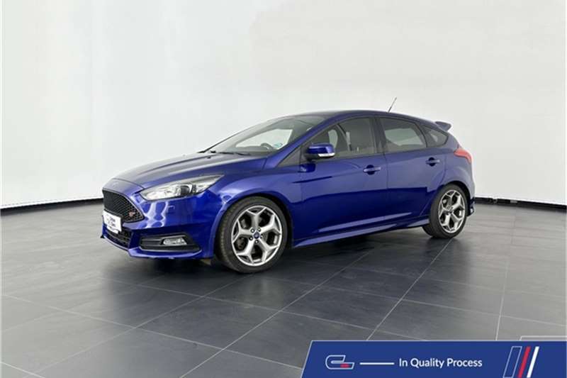 Used 2016 Ford Focus ST 3