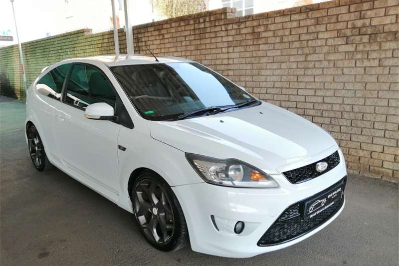 Ford Focus ST 3-door (leather + sunroof + techno pack) 2011