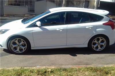  2013 Ford Focus Focus ST 5-door