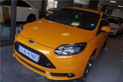  2014 Ford Focus Focus ST 5-door (sunroof + techno pack)