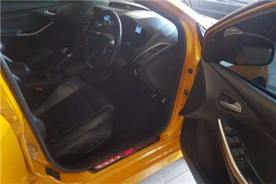  2014 Ford Focus Focus ST 5-door (sunroof + techno pack)