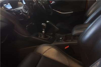  2014 Ford Focus Focus ST 5-door (sunroof + techno pack)