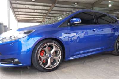  2014 Ford Focus Focus ST 5-door (sunroof + techno pack)