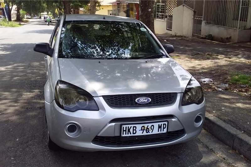 Ford Ikon 1.6 Trend 2009
