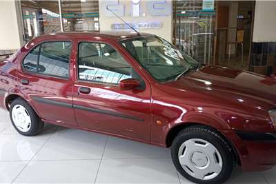  2001 Ford Ikon Ikon 1.6i CLX