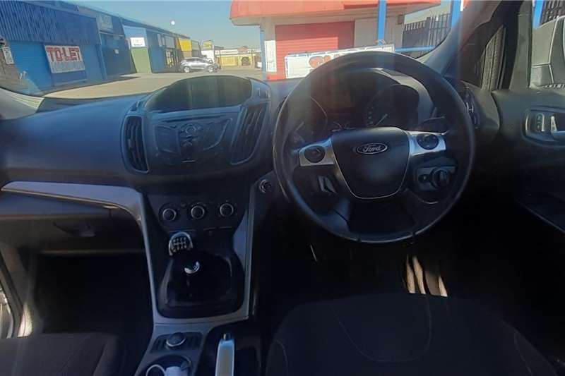 Ford Kuga 1.5T Trend 2014