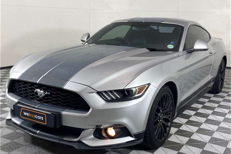 Ford Mustang 2.3T fastback 2016