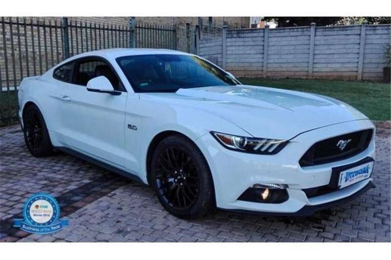 Ford Mustang 5.0 GT fastback auto 2016