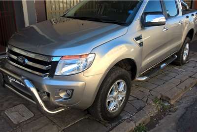  0 Ford Ranger double cab RANGER 3.2TDCi XLT 4X4 A/T P/U D/C