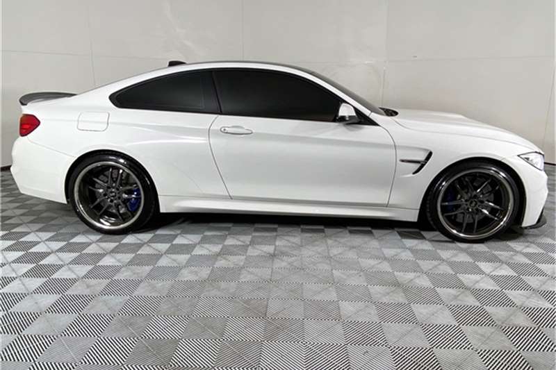 Used 2014 GWM M4 coupe auto