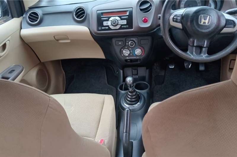 Honda Brio hatch 1.2 Comfort 2013