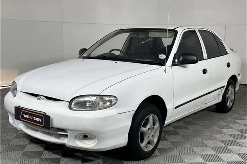 Used 1998 Hyundai Accent 