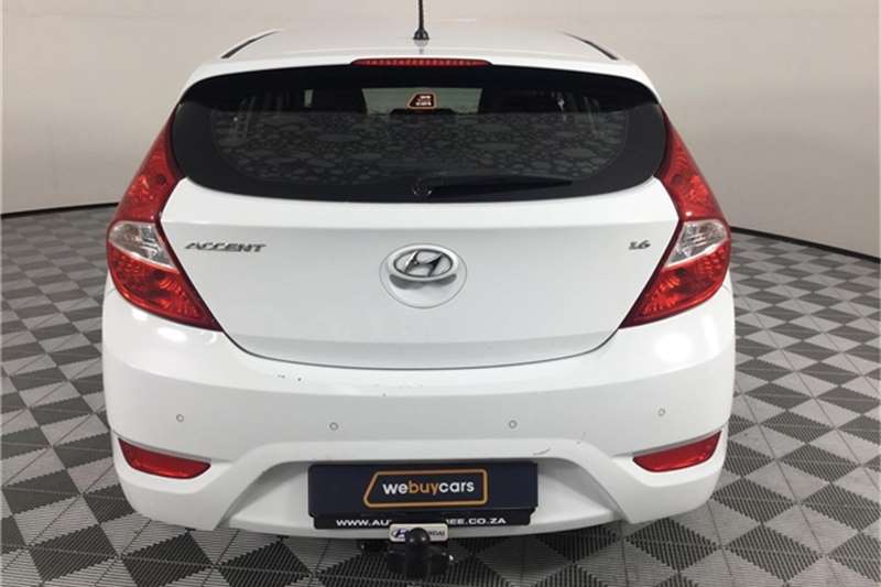 Hyundai Accent hatch 1.6 Fluid 2015