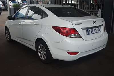  2013 Hyundai Accent Accent sedan 1.6 Fluid