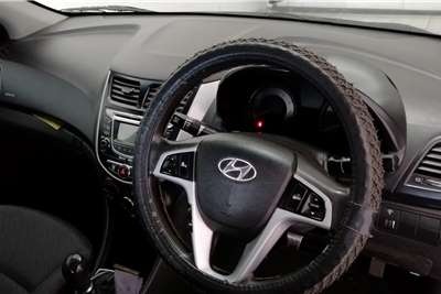 2013 Hyundai Accent Accent sedan 1.6 Fluid