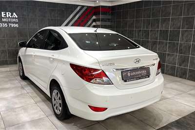  2012 Hyundai Accent Accent sedan 1.6 Fluid auto