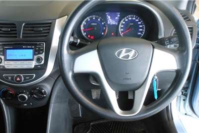  2014 Hyundai Accent Accent sedan 1.6 Motion