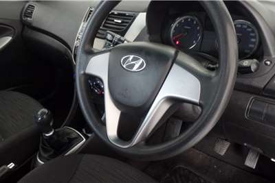  2017 Hyundai Accent Accent sedan 1.6 Motion