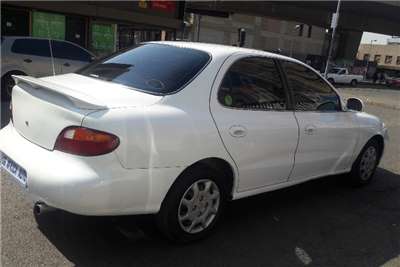  2001 Hyundai Elantra Elantra 1.6 GLS