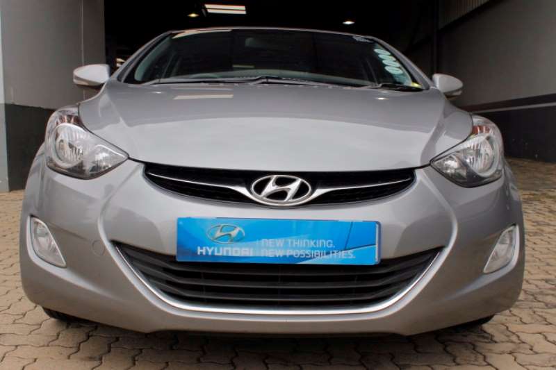 Hyundai Elantra 1.8 Executive 2013