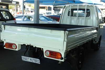  2010 Hyundai H-100 H-100 Bakkie 2.5TCi deck