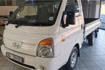  2011 Hyundai H-100 H-100 Bakkie 2.5TCi deck