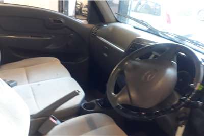  2011 Hyundai H-100 H-100 Bakkie 2.5TCi deck (aircon)